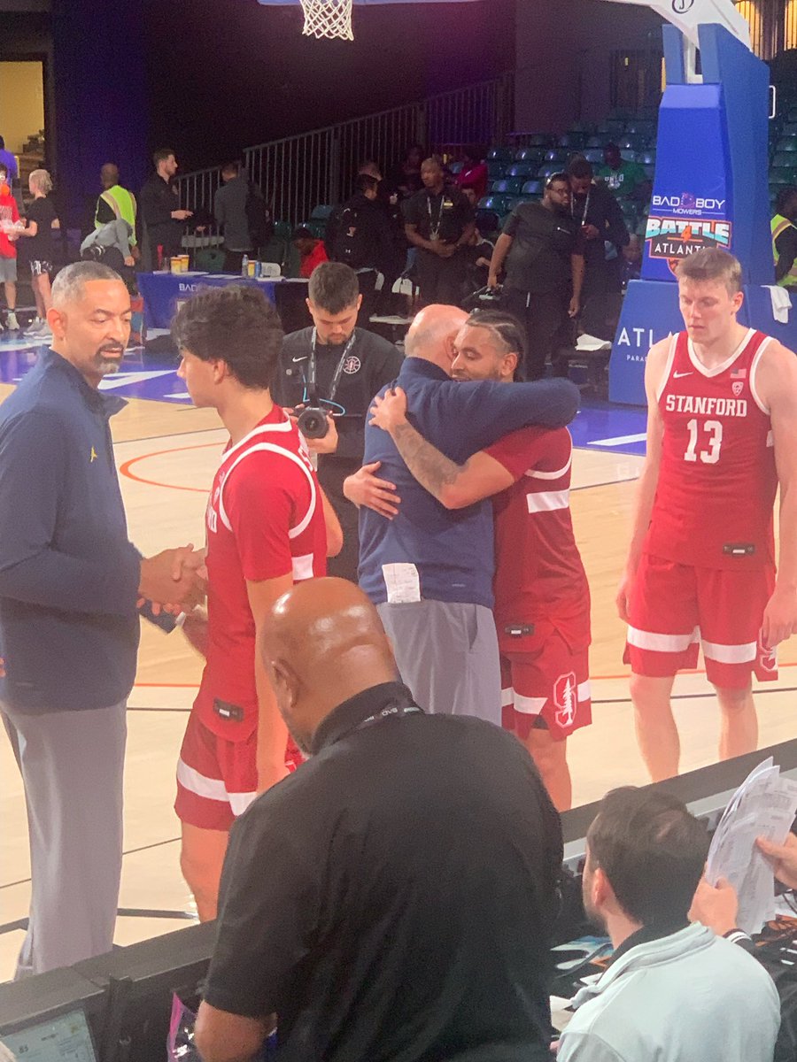 eliz_martelli's tweet photo. Bigger than a game. @PhilMartelli @JBDimes3 https://t.co/wA2qn56Lx6