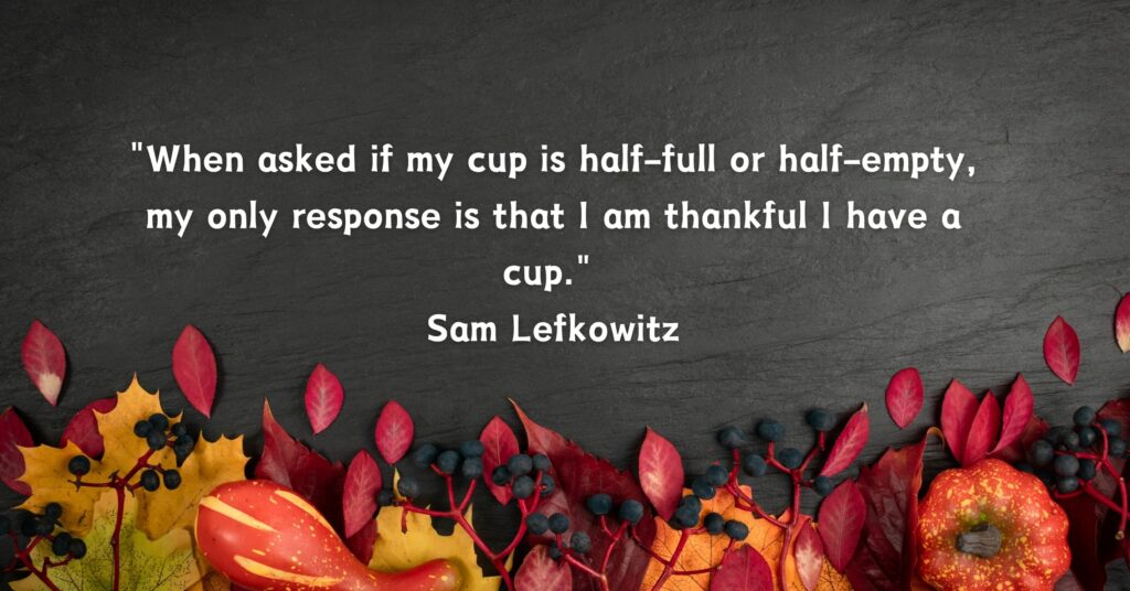 Liz0sborn's tweet photo. Happy Thanksgiving everyone 💝🦃 https://t.co/romRYYyiHa