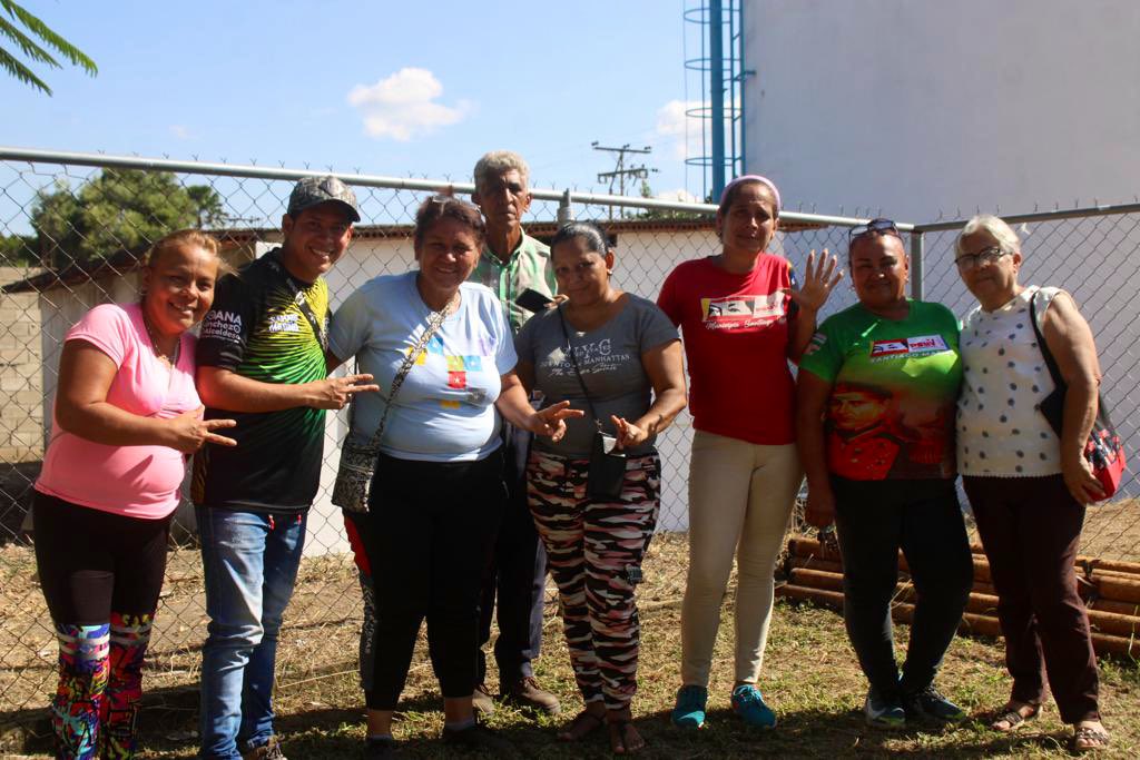 #23Nov ¡Buenas noticias! Nos mantenemos trabajando en la recuperación del pozo de agua potable de la comunidad Valle Lindo del Casco de Turmero gracias a los recursos del Consejo Federal de Gobierno y a nuestro presidente <a href="/NicolasMaduro/">Nicolás Maduro</a> y al Min.<a href="/RMarcoTorres/">Rodolfo Marco Torres</a> #DiosTeBendigaMaduro