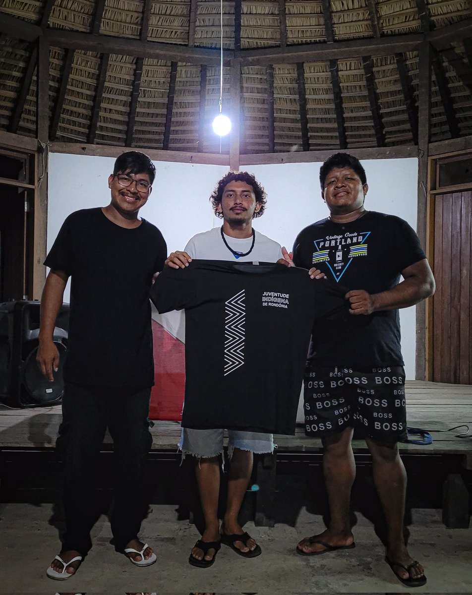 Encontro dos povos da Amazônia

Aliança das Amazônias

<a href="/juventudeindig1/">juventude indígena de RO</a> 
<a href="/webkaninde/">KANINDÉ</a>
Povo Makurap,Tupari 
Lá luta da Amazônia, oro nao