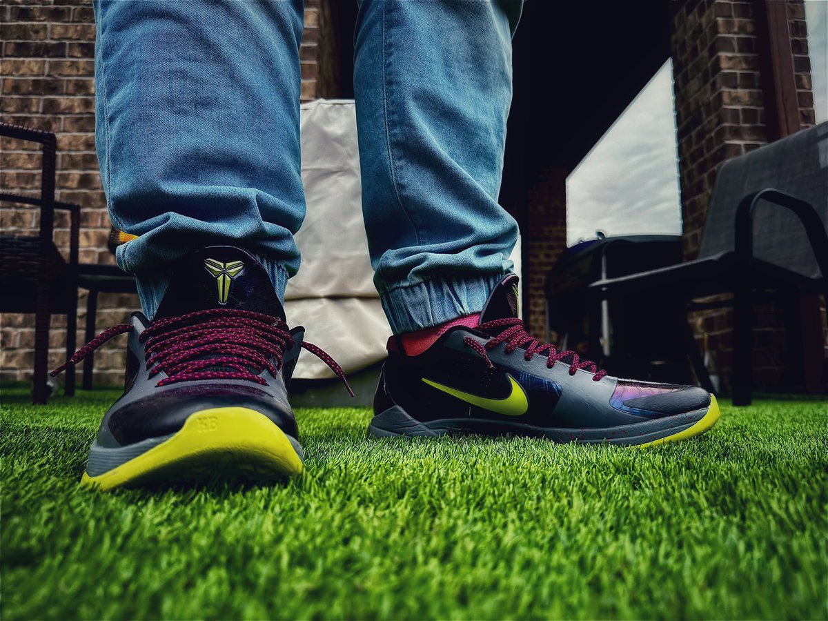 mr_marqus's tweet image. Broke out the Kobe 5 #NBA2K20 #Protro #ChaosAlternate for Thanksgiving #kotd #nike #kobe #mamba