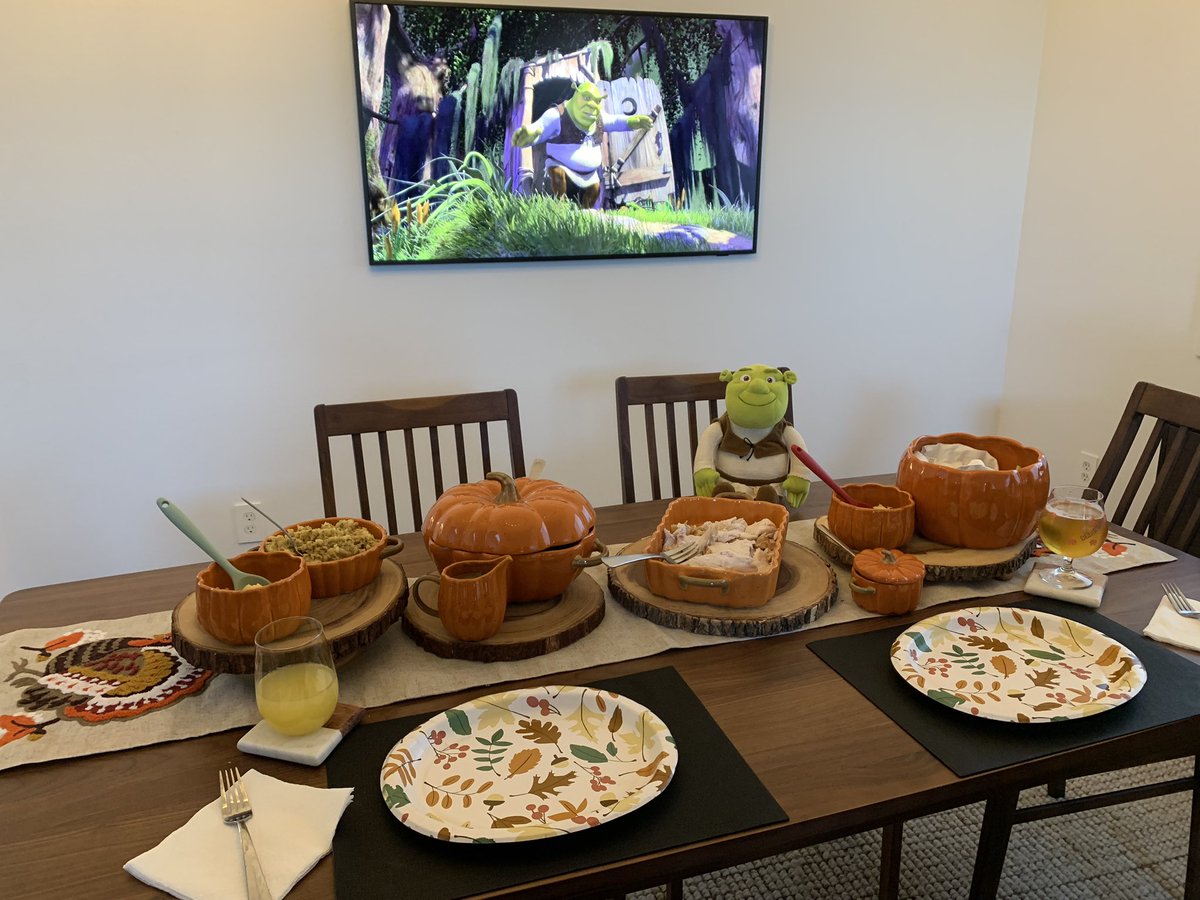 Toadstool Picnic tweet media