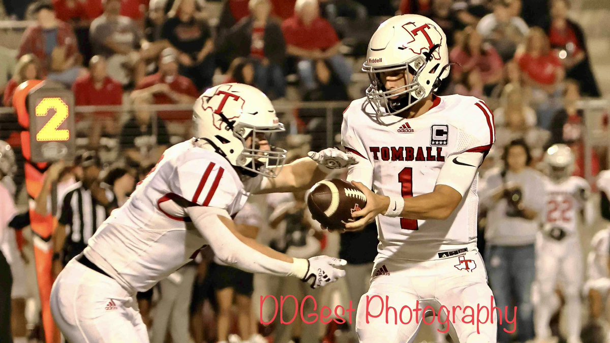 Photos of @OakRidgeFB vs. @FootballTomball are uploaded in gallery “TXHSFB 2023” at 🔗 in my bio @ORWarEagles @MarkSchmid13 @TISDTHS #TXHSFB #FridayNightLights