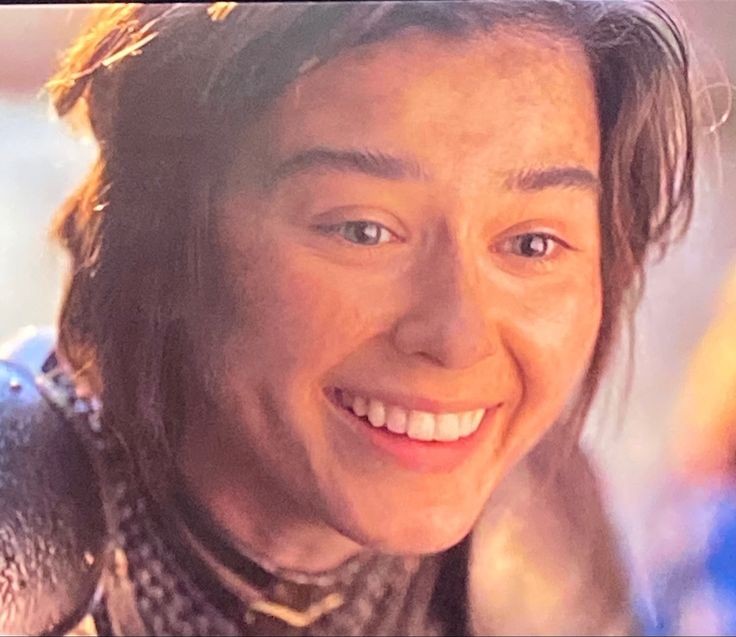 mcclaymagic's tweet photo. #WillowReWatch ep8 
You and I both believe.." - Elora
"That love is the most powerful thing in the universe." - Kit.
And so Kit brings her brother back from the Wyrm's clutches and back to reality with the help of Willow's crystal . Happy sigh. 
#SaveWillow #Willow https://t.co/OSgoidiXJH