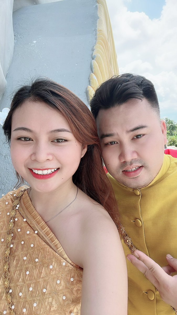 raysoccerplayer's tweet image. Chào ngày mới…. Chúc những người bạn thân thương luôn bình an mạnh khoẻ …sống đời an yên !