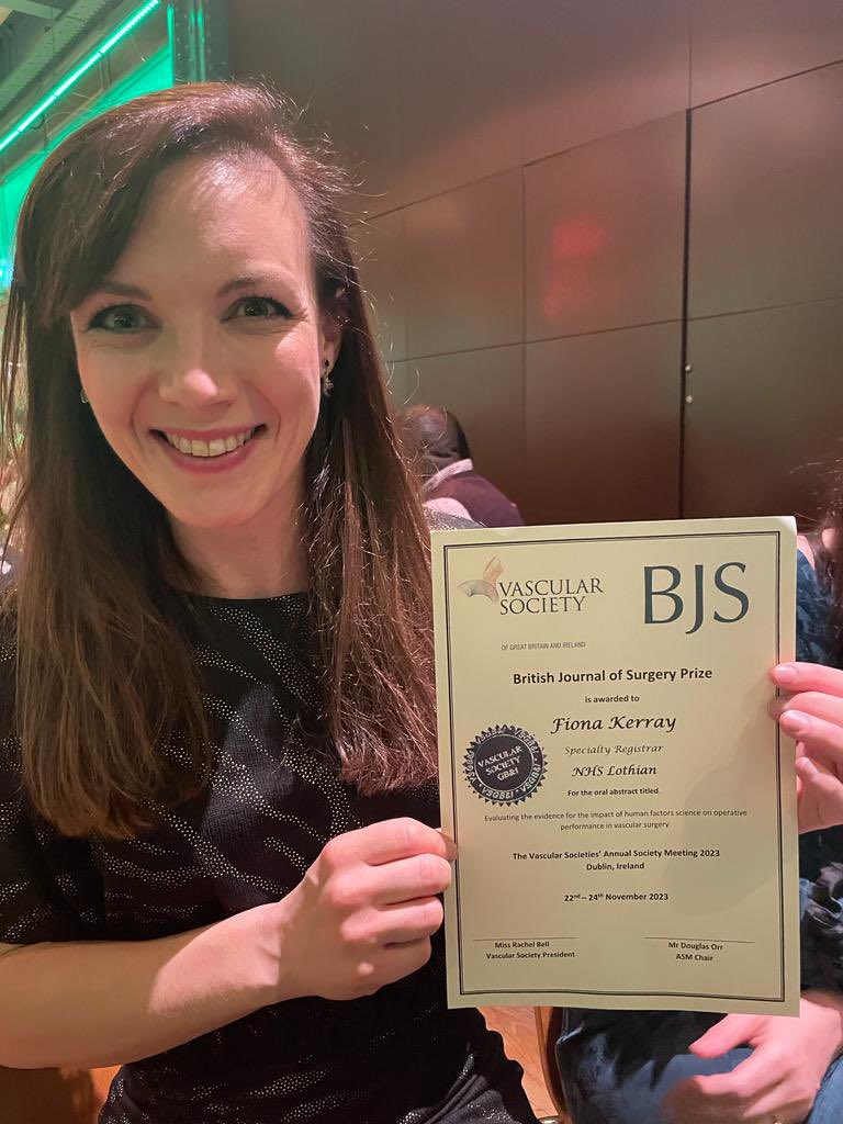 And she wins! 🥇 Huge congratulations to @FionaKerray for winning the BJS prize at @VSGBI ASM. Very well deserved 👏👏👏