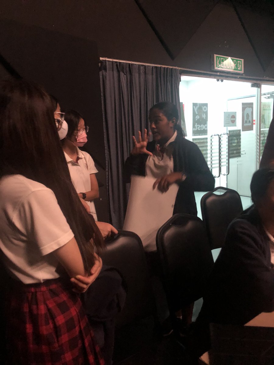 Student led mini options morning happening now - aimed at giving Year 9 students an opportunity to hear from Year 10s about their experience of IGCSE subjects. Led entirely by students for students #StudentCouncil <a href="/HELPISKL/">HELP International School</a>