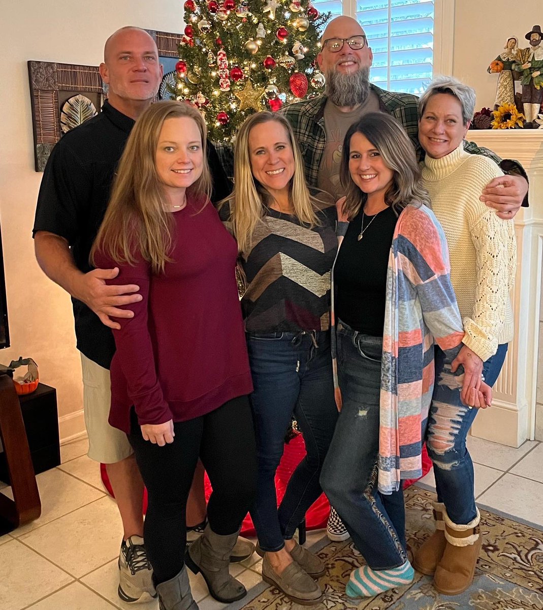 HC_Youmans's tweet photo. Happy Thanksgiving, friends! 🦃🍂🍁 https://t.co/nT56eOwtAk
