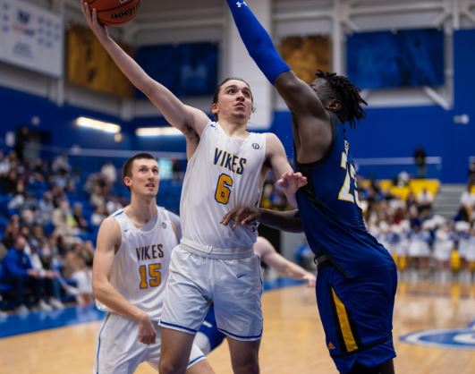 Hey #YYJ sports fans, big🏀game tonight between <a href="/uvic/">UniversityOfVictoria</a> and <a href="/UBC/">University of British Columbia</a>. Very family friendly in-person experience. #GoVikesGo!
