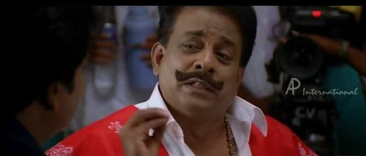 _punchbala's tweet photo. @SoonaaPaanaa வந்து இப்படி பக்கத்துல உட்காருங்க தம்ப��. நெஞ்மெல்லாம் ரணமா இருக்கு... https://t.co/avQx4NvNHg