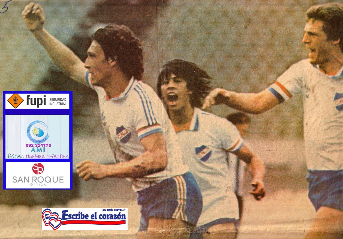 Recordando partidos de Nacional - Wanderers.
3 a 0, los 3 goles de cabeza del "Toro de los Cerrillos", Wilmar Cabrera. Fue el 08/11/1982. En la foto 3 amigos, Wilmar, Abalde y Alberto Bica (quién me regaló este diario entre otros materiales formidables).