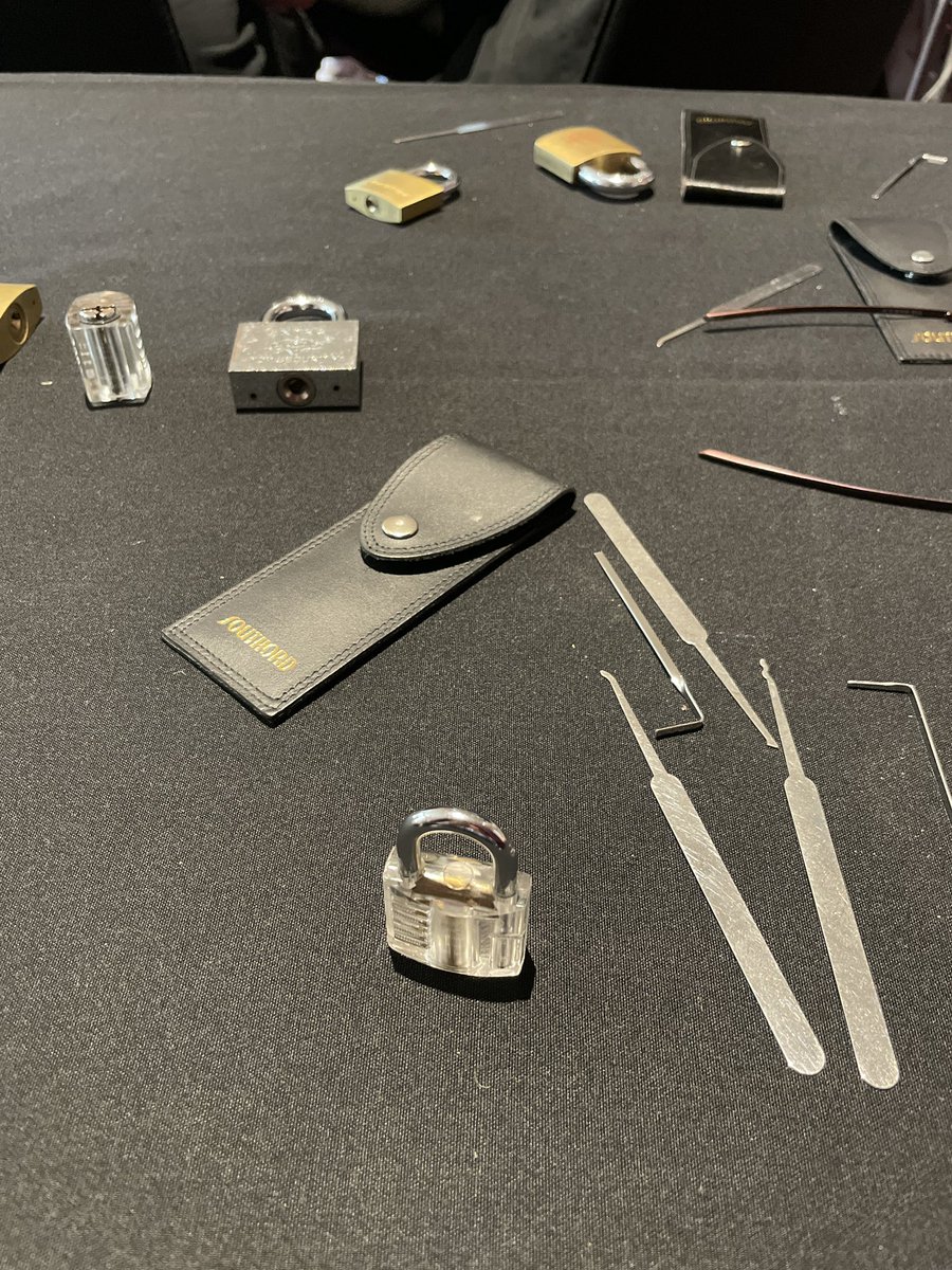 redtahr's tweet photo. Lockpicking at #chcon, managed to get some open, I think mostly with raking and tension. Not so much of the skill :-) https://t.co/IPSEvFsjXc