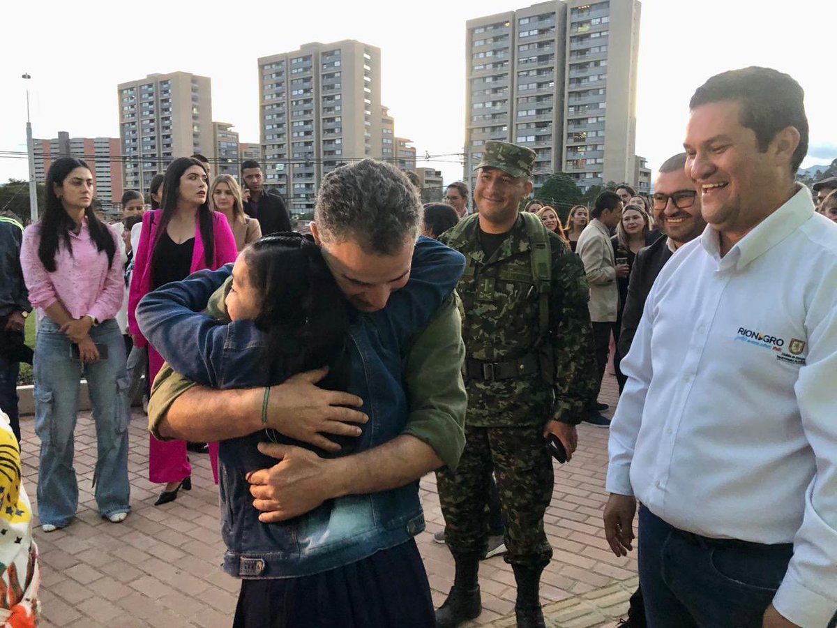 InclusionAnt's tweet photo. #SomosInclusión | Celebremos UNIDOS un hito de inclusión🤍

👉🏻MAKIA, el Centro Integral de Atención Diferencial para la Discapacidad, abre sus puertas con la ilusión de continuar trabajando en potenciar las habilidades de las personas con discapacidad en #Antioquia🌟

📍Rionegro https://t.co/Wr1GLewZD3
