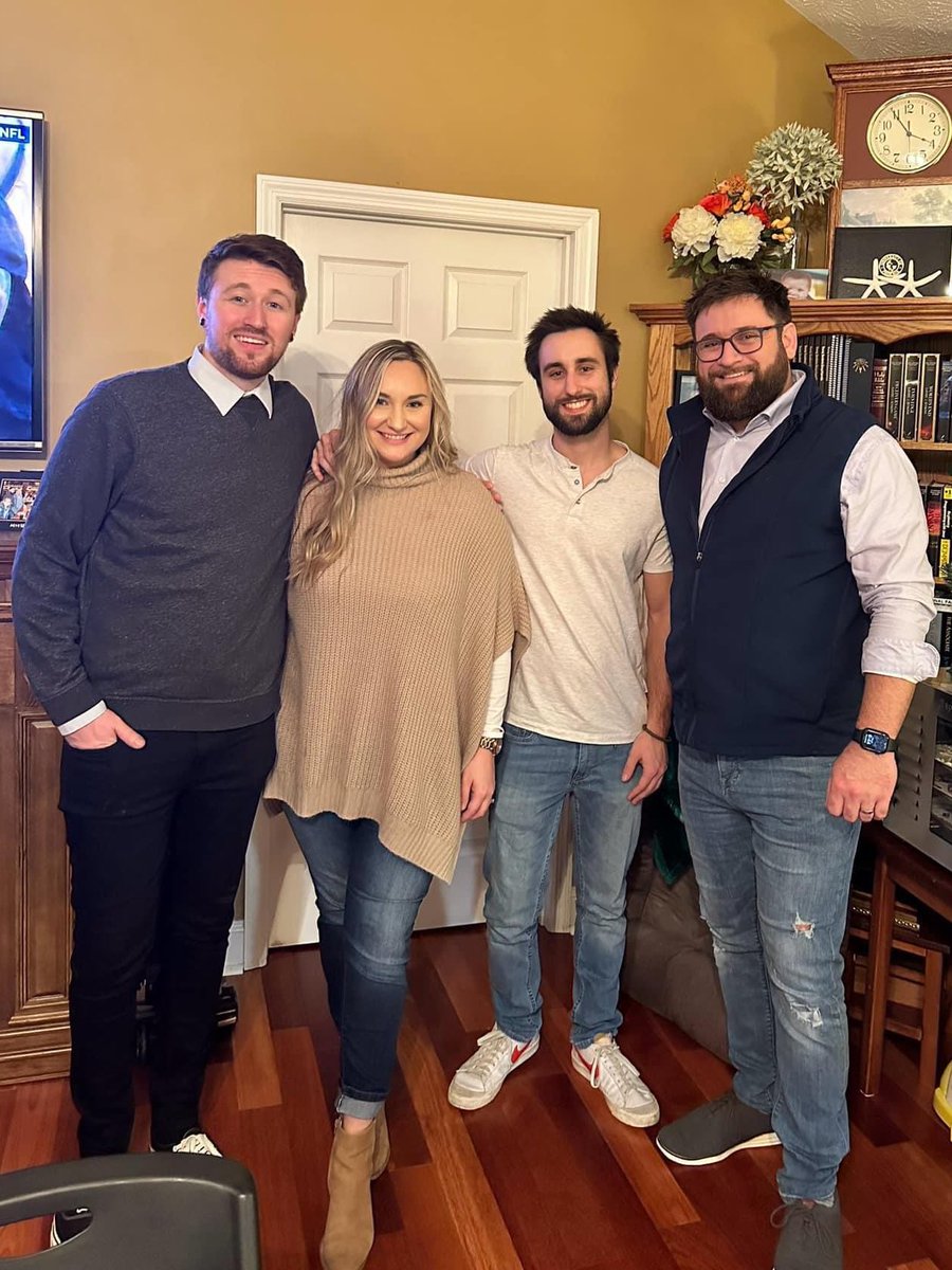 Happy Thanksgiving from mine to yours 💕