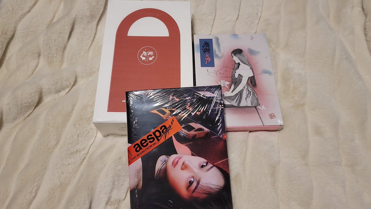 revelsoshi_7743's tweet photo. Guess who got Irene's Version???

Thank you so much @pluedo https://t.co/HjaDjwSg8W
