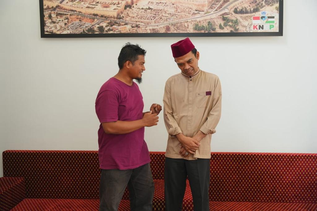 ariezzidane's tweet image. Apalah lagi bisa diskusi dan mengambil ilmu dari ULAMA yg ilmu nya Allah berkahi banyak dan luas..

#berkaaah
