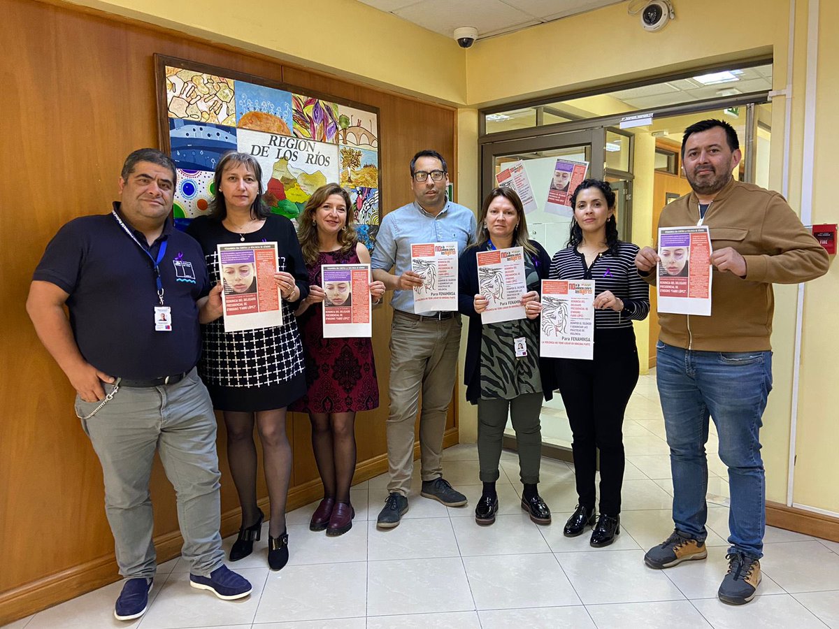 Afuminsepu's tweet photo. Desde @DPRLosRios, seguimos difundiendo los abusos que ocurren en distintas unidades del @min_interior, especialmente en @DPROhiggins, donde colegas ha sufrido graves consecuencias tras las negligencia del Delegado #FabioLópez.
#Valdiviacl
Exigimos su renuncia‼️✊ https://t.co/dMg5gEP3B8