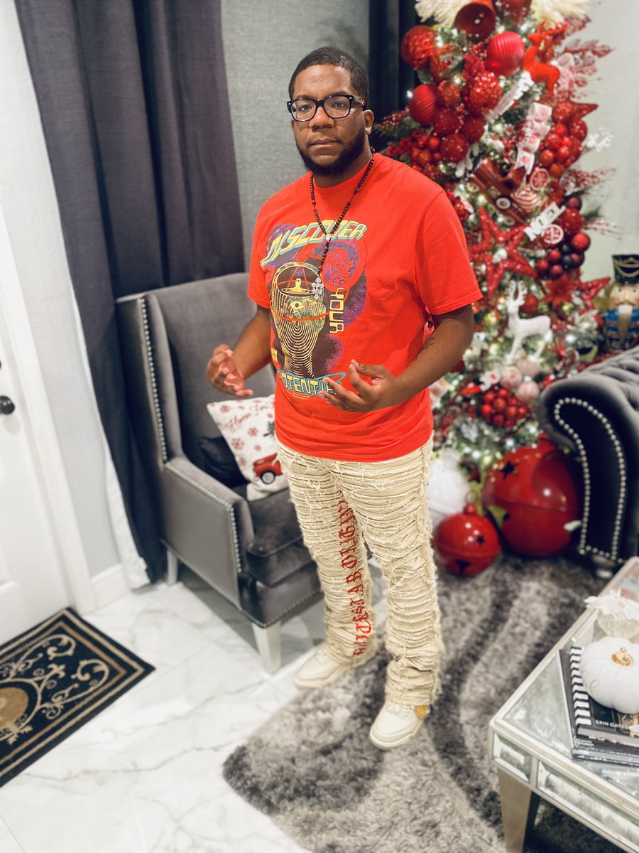 Monkey D. Chuchi😈 tweet media