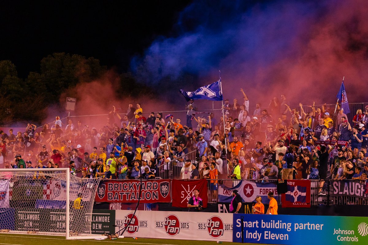 Mark Lowry tweet media