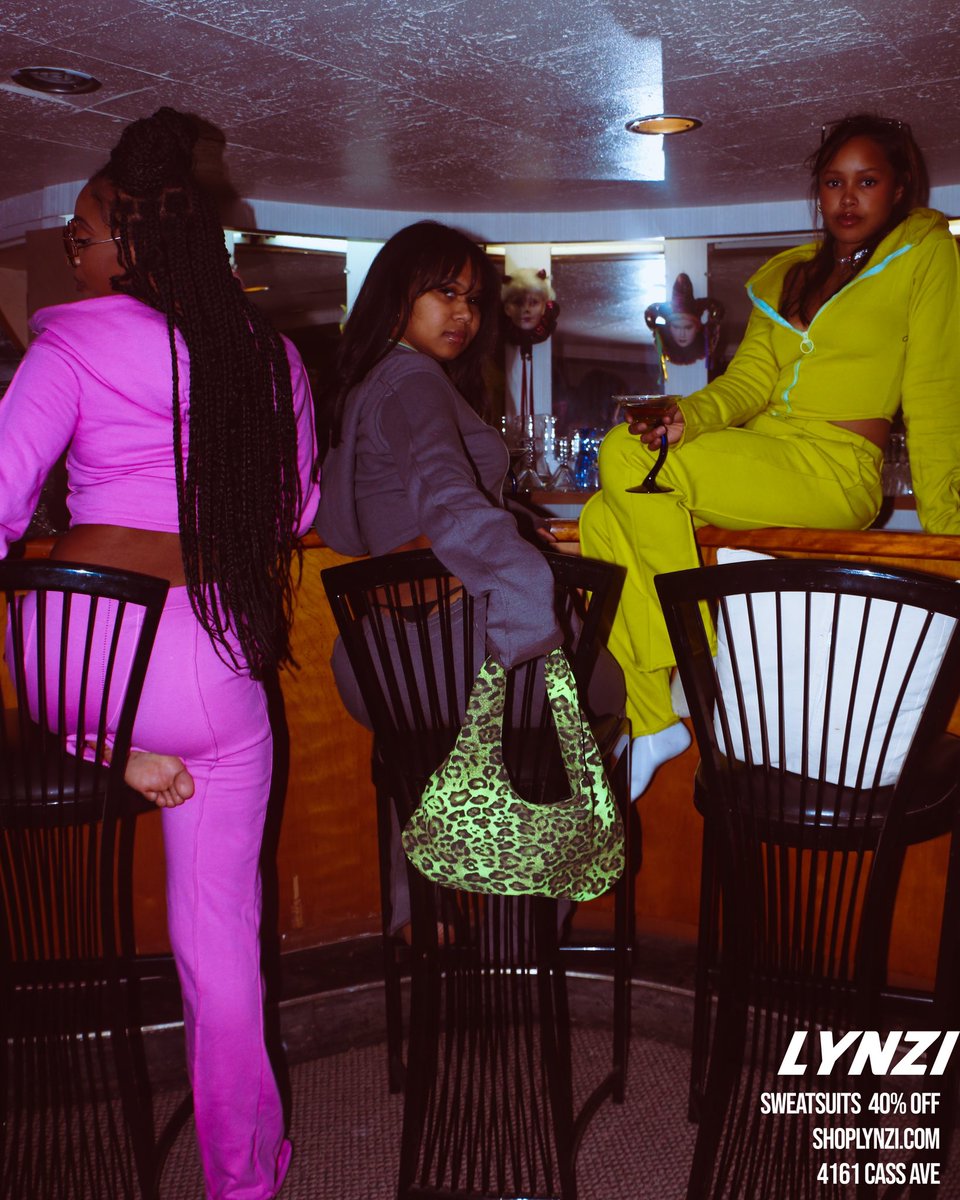 LYNZI 🧵🪡✂️ tweet media