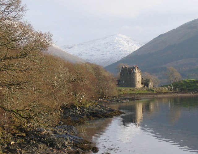 Dunderave Castle, Loch Fyne, Argyll, Scotland, Brian D Osborne! 💙From 1590 by Clan MacNaughton!