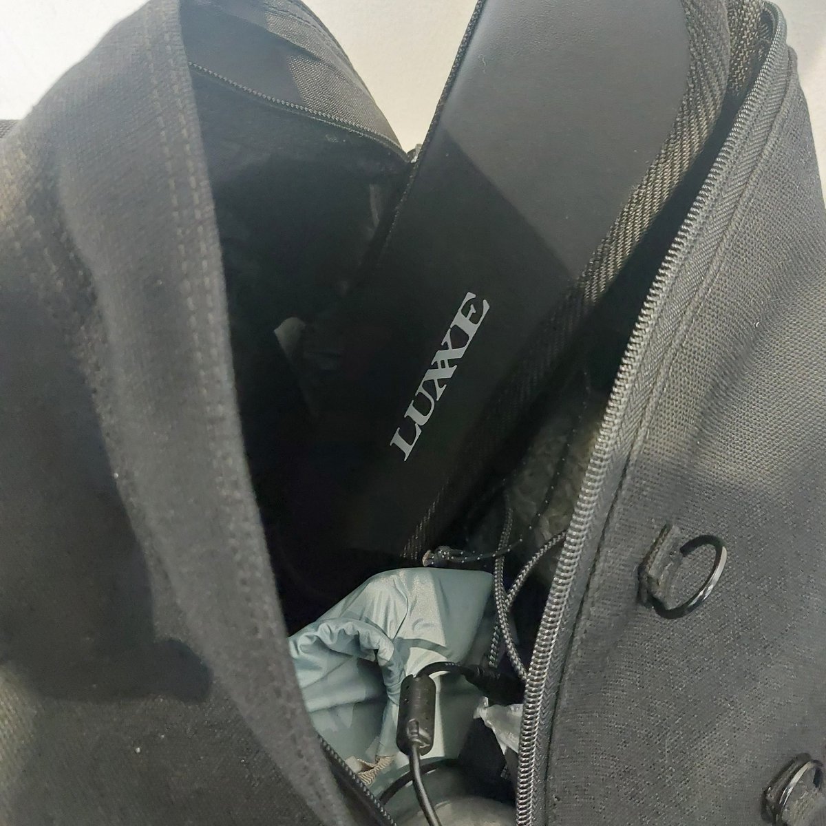 itsuki08059696's tweet photo. 釣り厳禁な旅行なので隠してpackStyleを持ってく

リュックサックに余裕で収まるためバレずに持ってける！笑笑
あとはバレずに釣りができるかどうかだな、、、w 

 #LUXXE
 #PR
 #packStyle https://t.co/QrD9faNtrS