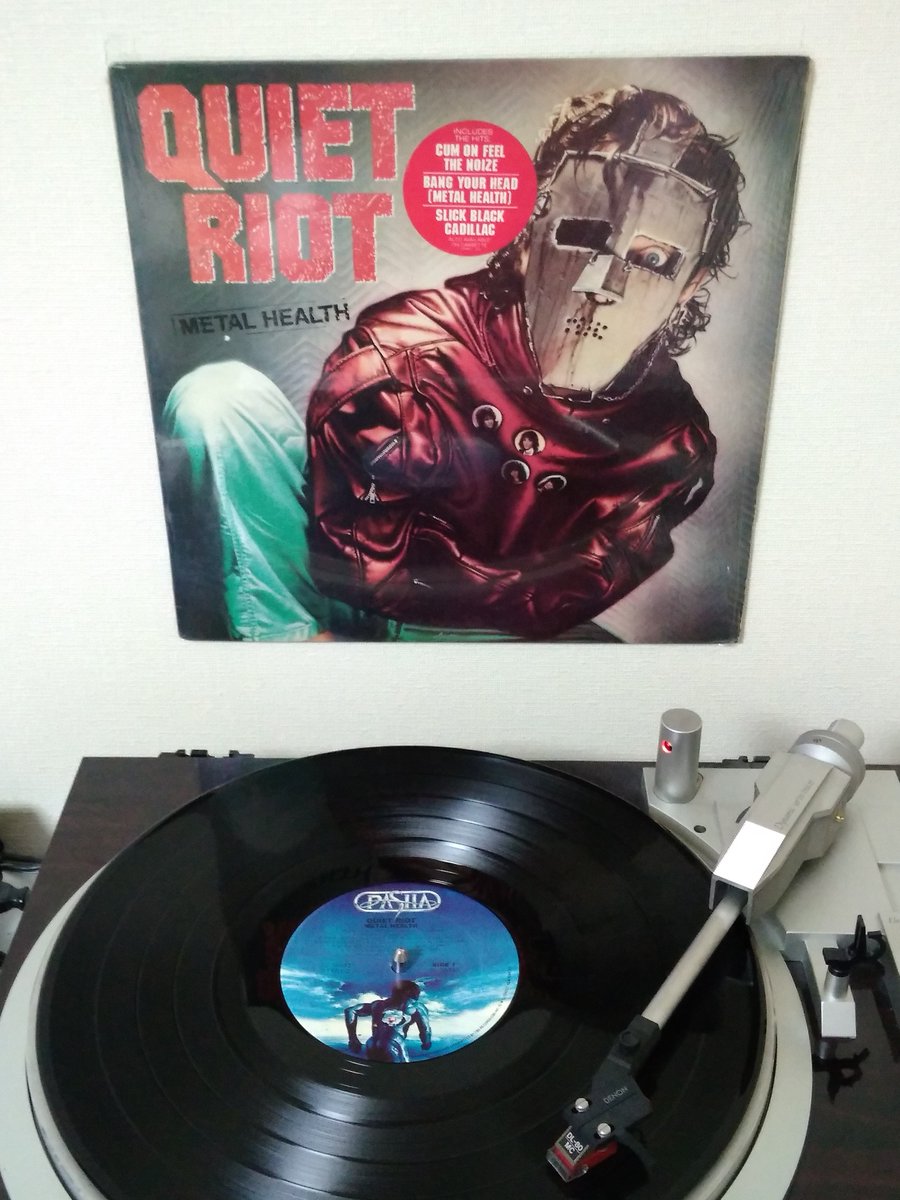 Quiet Riot - Metal Health (1983)
#nowspinning #NowPlaying️ #vinylrecords #アナログレコード
#vinylcommunity #vinylcollection 
#rock #heavymetal #glammetal 
#quietriot