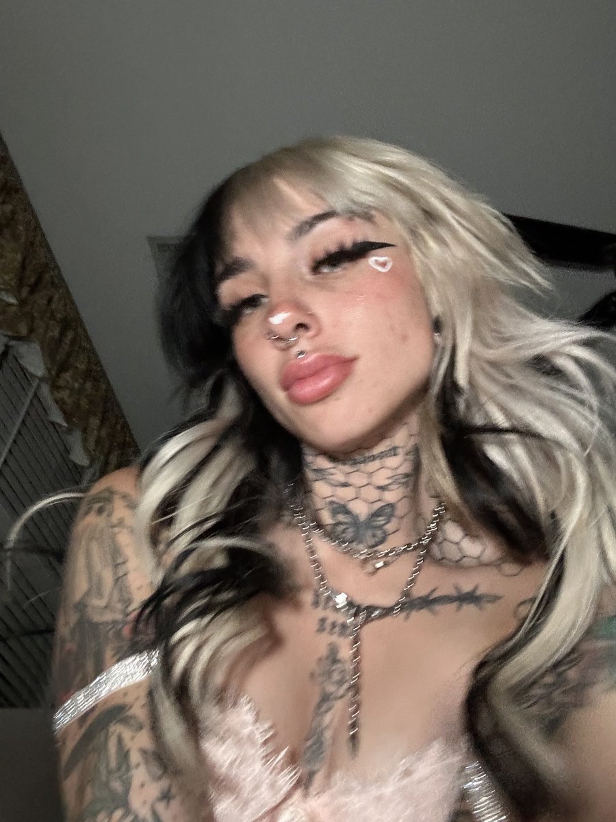 cruellamorgan's tweet photo. pov https://t.co/XKvUGYm178