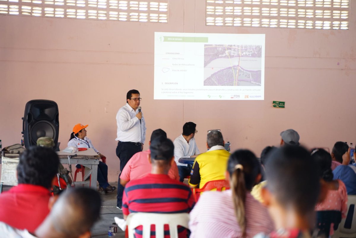 JairoToquica's tweet photo. @GralJuvenalDiaz @GralJuvenalDiaz en Puerto Wilches se construirá el puente  vehícular sobre el río Sogamoso proyecto priorizado dentro d la concesión férrea Chiriguana - La Dorada. A @ANI_Colombia agradecemos la voluntad de hacerlo posible gracias al llamado de la comunidad y las alcaldías🧵👇🏽 https://t.co/xzh8KfwvWV