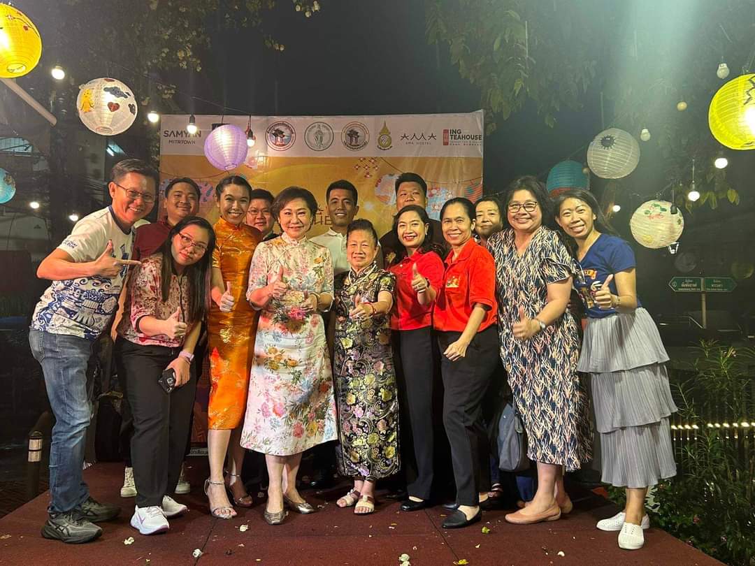 Rmutr_BAC's tweet photo. ในวันศุกร์ที่ ๒๙ กันยายน ๒๕๖๖  สาขาวิชาบริหารธุรกิจ(หลักสูตรภาษาจีน) คณะบริหารธุรกิจ บพิตรพิมุข จักรวรรดิ นำนักศึกษาเข้าร่วมกิจกรรมงานเทศกาลไหว้พระจันทร์ "ไป๊ เหง่วย เนี้ย ไหว้พระจันทร์" จัดโดย ชุมชนจักรวรรดิสัมพันธ์และภาคีเครือข่าย ณ ชุมชนจักรวรรดิสัมพันธ์ คลองโอ่งอ่าง https://t.co/xOXhHP382K