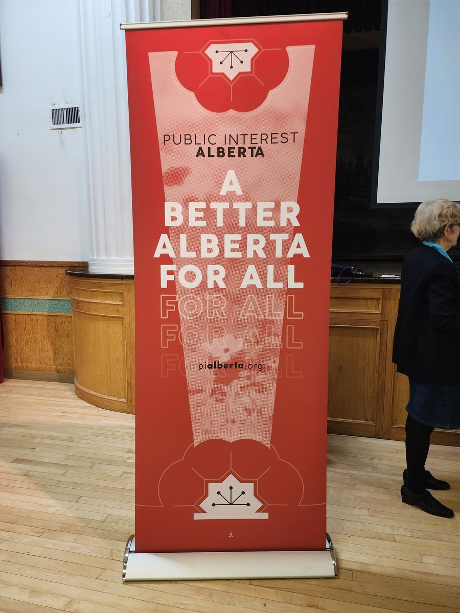 GCarabine's tweet image. Standing room only at @PIAlberta's CPP Town Hall at the Ukrainian Centre.
#HandsOffOurCPP @Alberta_UCP