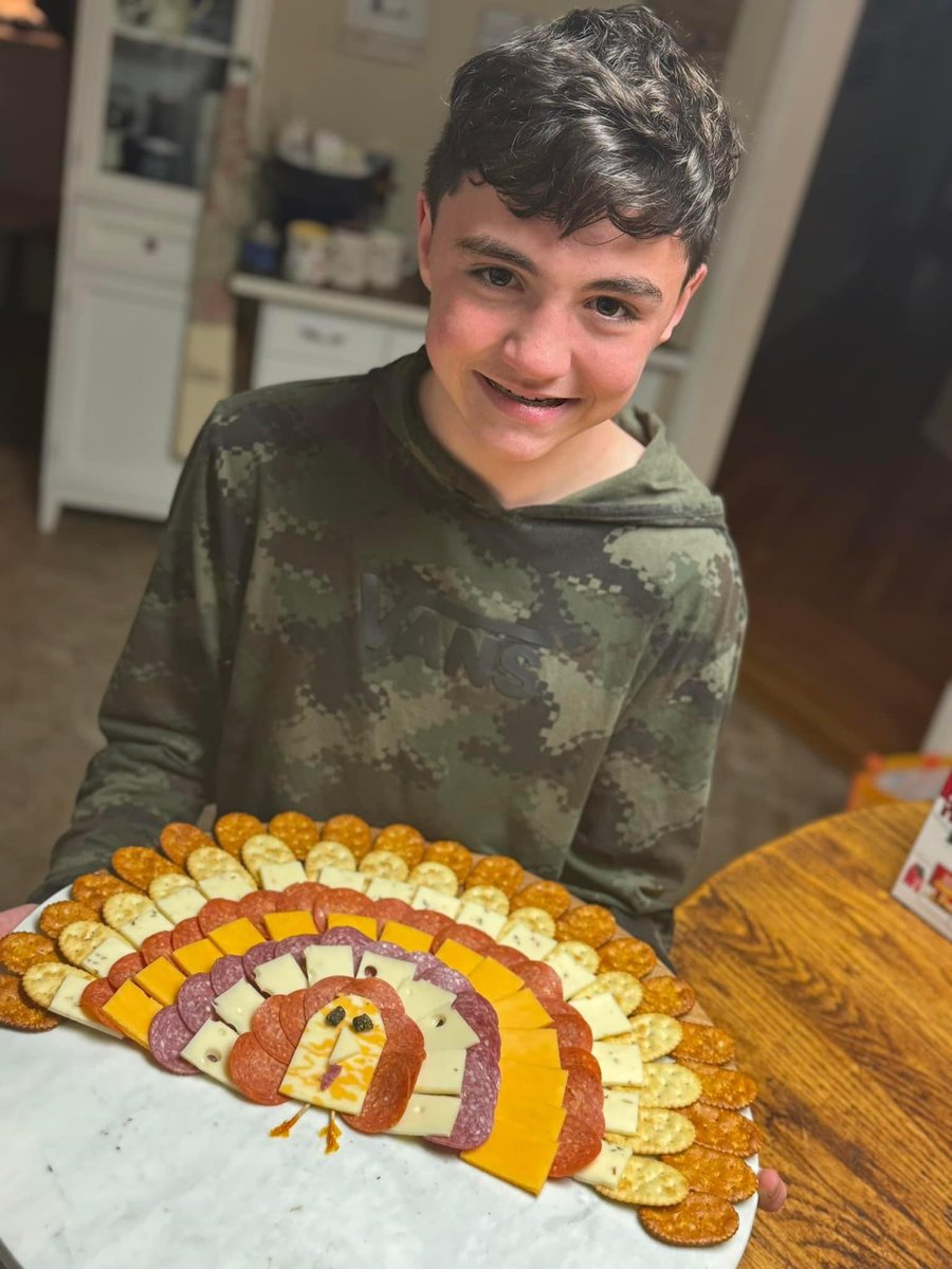 pastorboswald's tweet photo. #HappyThanksgiving https://t.co/KMzimHTGnt