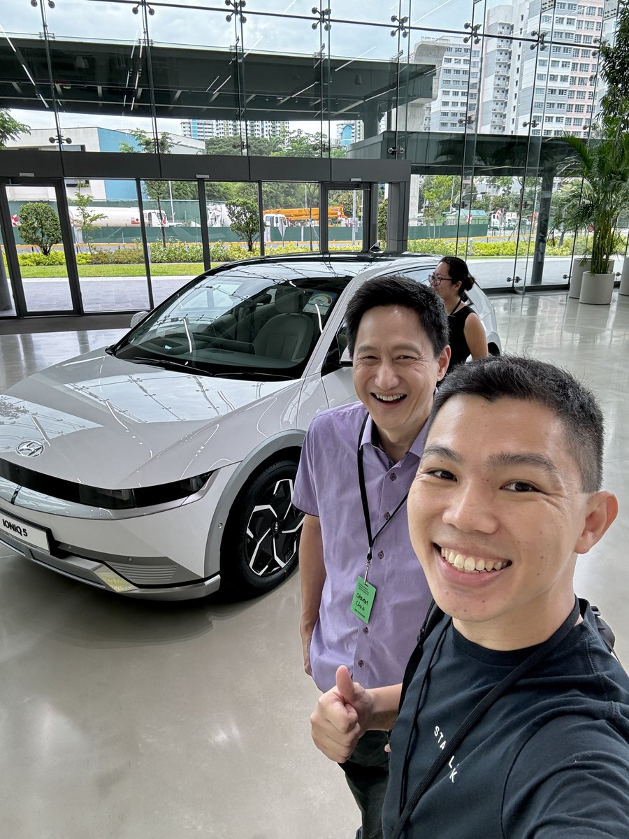 Great meeting Steven Chia from CNA at the media launch for Hyundai Motor  Group Innovation Centre Singapore!