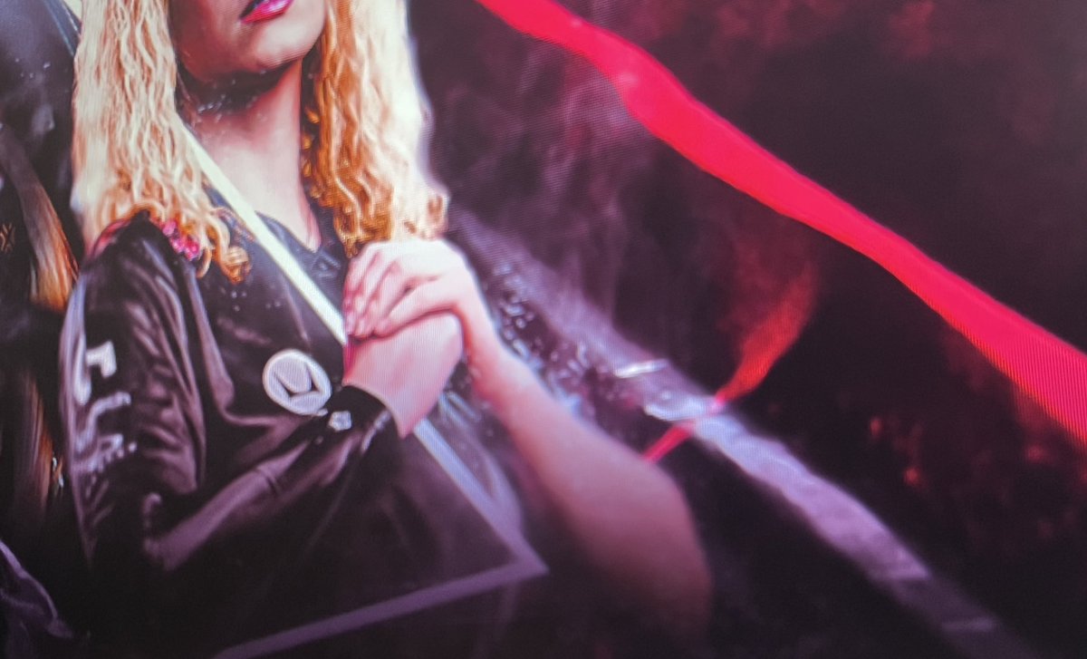 Hmm, what’s this??

Keep your eyes peeled for this piece!
Who do you think it’s for? 👀👀👀