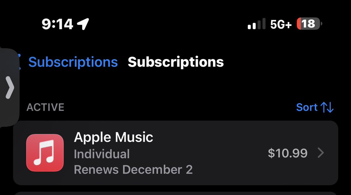 itskerstinn_'s tweet photo. @Apple please explain this 🤦🏽‍♀️🤦🏽‍♀️ y’all be charging me bi weekly for what https://t.co/4RwyFUMXBM