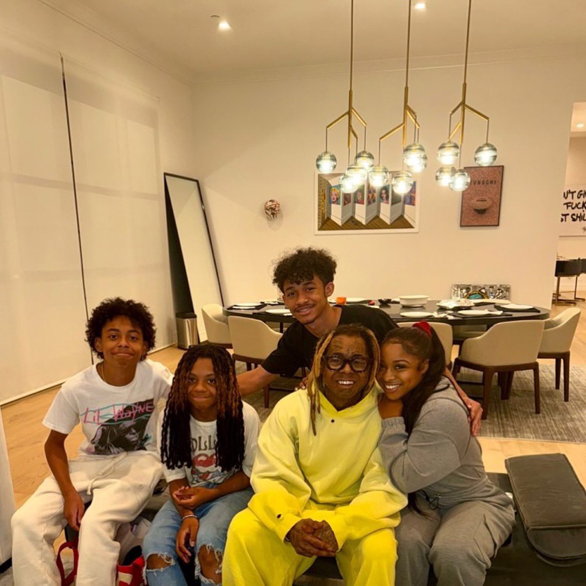 Nola318_504's tweet image. Awwww…. BEAUTIFUL❤️ Pray y’all had a wonderful Thanksgiving 🙏🏽 It’s been a restful, peaceful, God given day🙏🏽❤️❤️❤️❤️❤️❤️❤️❤️
#THECARTERS ❤️