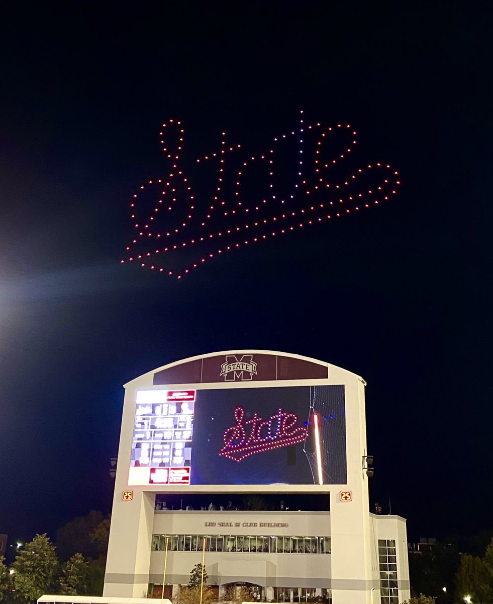 Hail State Stool tweet media