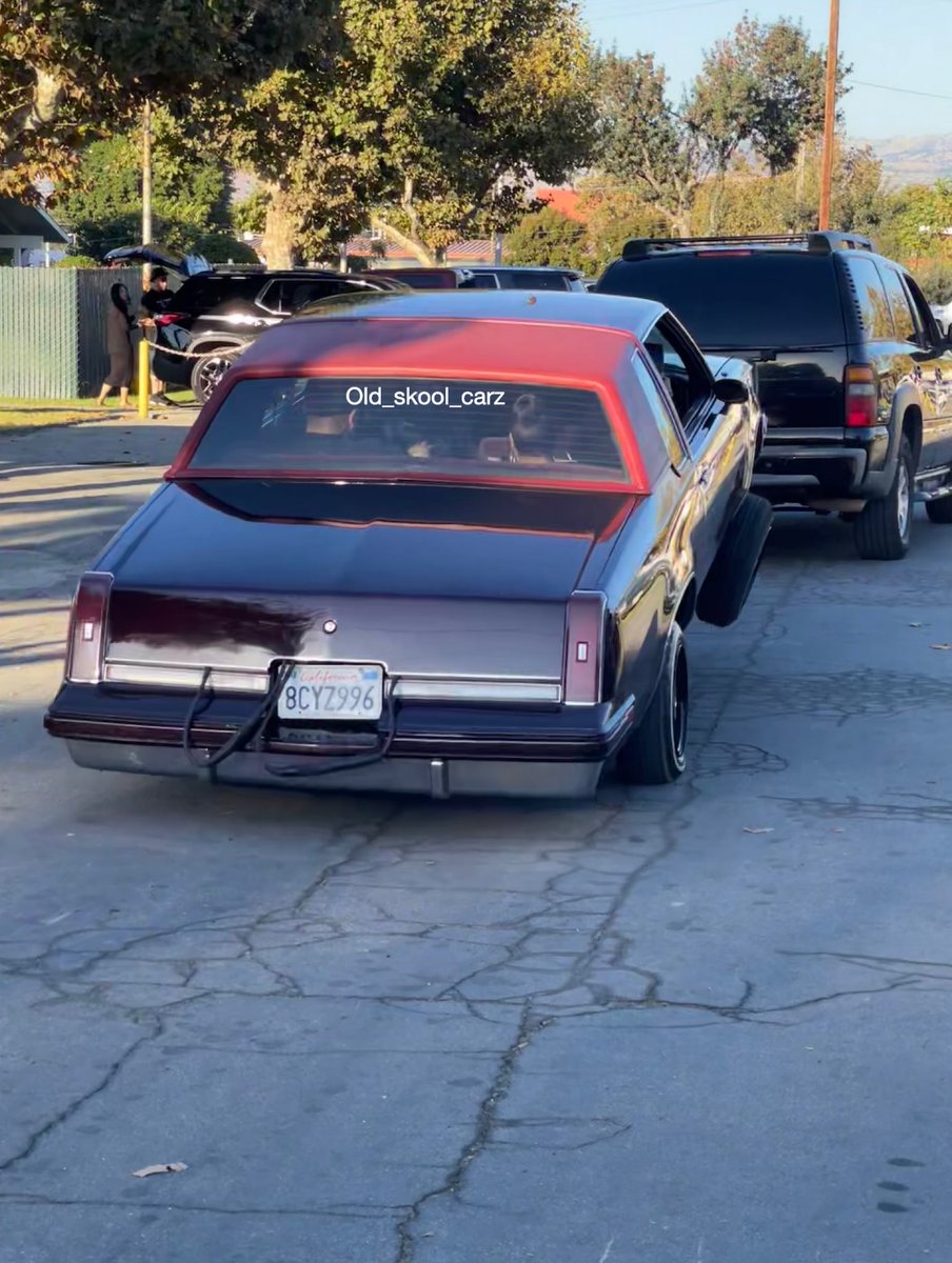 oldskoolcarz's tweet photo. #Cutlass
#Carowner dj4fifteen
#hoplife #california #norcal #bayarea #408 #sanjo #bayareaphotographer #old_skool_carz #sundayfunday #caliwhips #westcoast #lowridercommunity #streetlow #instasize https://t.co/QHJuer6J8N