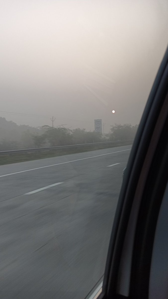 Even the Sun is trying Hard to Shine in Delhi-NCR early morning #Diwali2023  #aftermath #WhoIsResponsible #dangerous
#Delhipollution #WeatherisBad #Pollutants #Chemicals #MaskUp #StateofEmergency #heatwave #Smog #NeedRains #PollutedAir