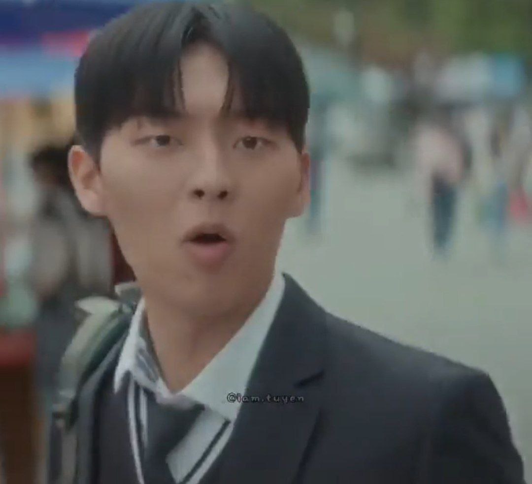 kdrama_menfess's tweet photo. •kdm• twinkling watermelon

macam-macam ha yichan

1. yichan omo https://t.co/jS7pgnZpiz