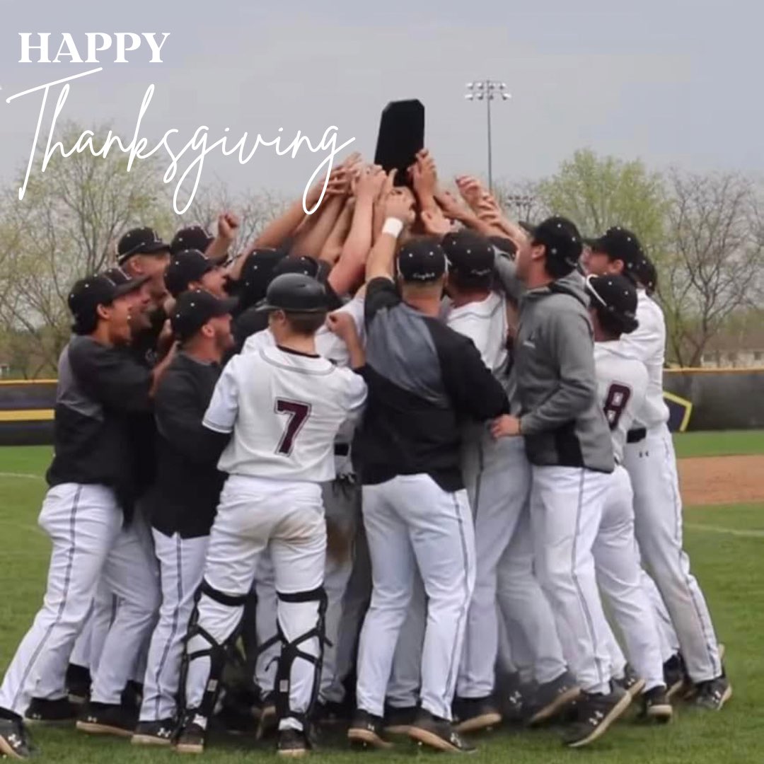 Happy Thanksgiving from UWL Baseball! 🦃