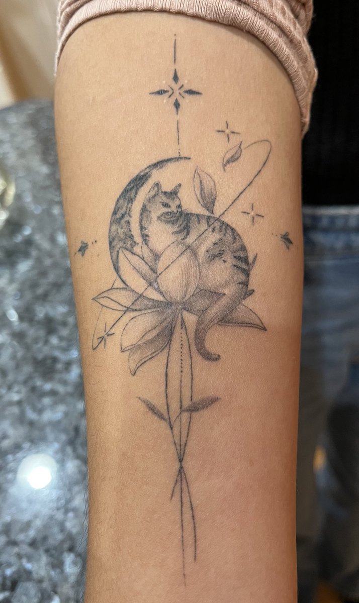 Cool new tattoo (not mine) 😊