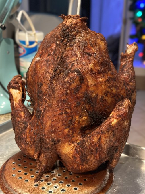 I got skills that go way beyond the mats. I present my Caribbean jerk deep fried turkey. https://t.c