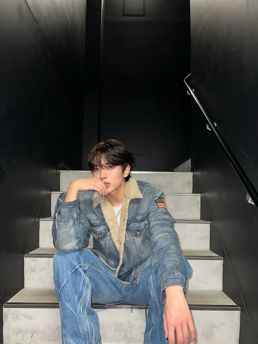 [#류준민]
よこはま たのしかったよ!
ありがとう💛

#ATBO #에이티비오
#RyuJunmin