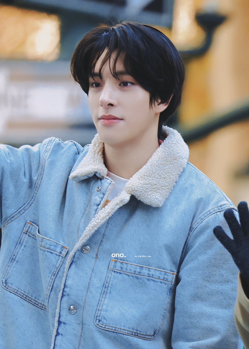 231123 Macy’s Thanksgiving Parade 
🍁🫳🏻🐶

#제이크 #엔하이픈 #심재윤 #JAKE #ENHYPEN #ジェイク