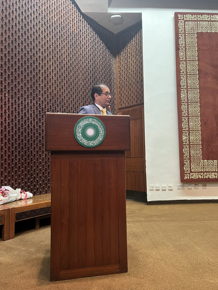 Shifa Habib (@shifa_habib) on Twitter photo Wonderful insightful morning spent with <a href="/Ishrat_Husain/">Dr. Ishrat Husain</a> at <a href="/AKUGlobal/">Aga Khan University</a>
Happy to declare the inaugural #PublicHealthGrandRound a soaring success 👏
<a href="/AdilHaiderMD/">Adil Haider</a>
<a href="/drsyedasad/">Asad Ali MBBS, MPH</a>
<a href="/Maryam_huda67/">Maryam Huda</a> Wonderful insightful morning spent with <a href="/Ishrat_Husain/">Dr. Ishrat Husain</a> at <a href="/AKUGlobal/">Aga Khan University</a>
Happy to declare the inaugural #PublicHealthGrandRound a soaring success 👏
<a href="/AdilHaiderMD/">Adil Haider</a>
<a href="/drsyedasad/">Asad Ali MBBS, MPH</a>
<a href="/Maryam_huda67/">Maryam Huda</a>