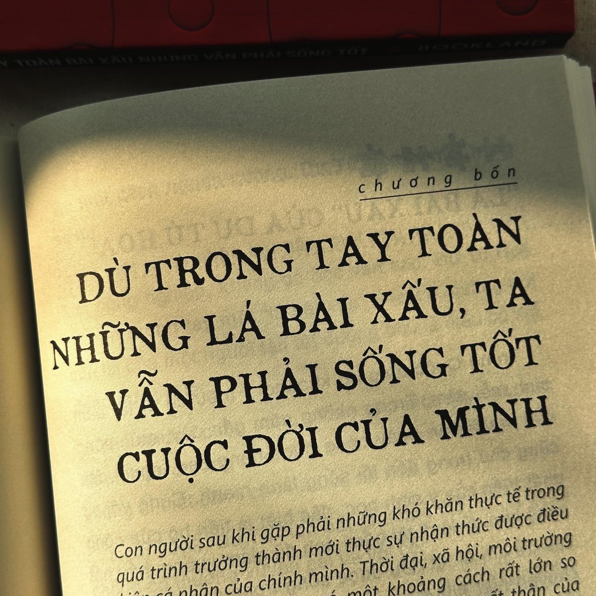 Nếu số phận chia cho bạn những quân bài xấu, hãy để sự khôn ngoan biến bạn thành người chơi giỏi.