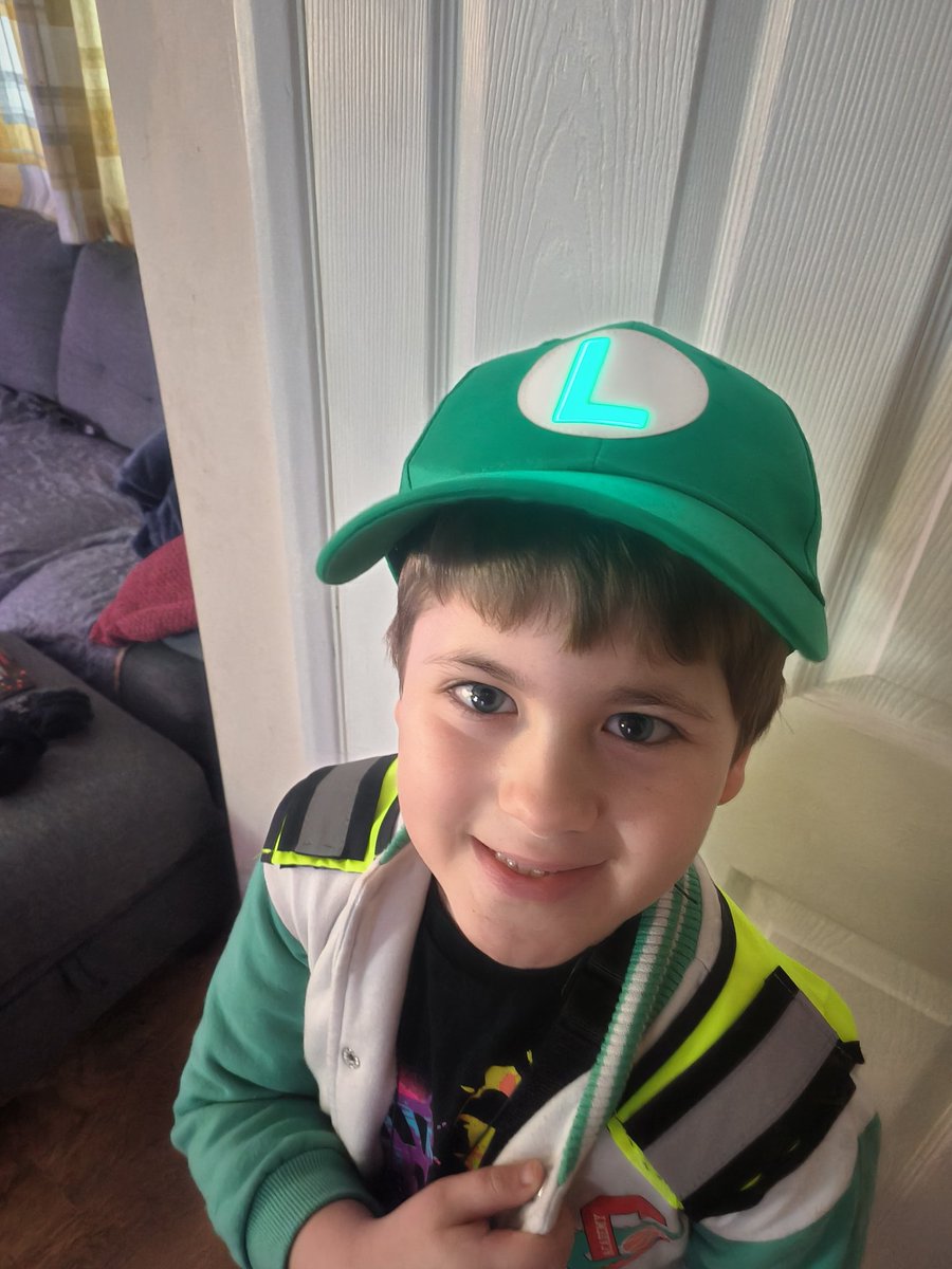 Sam's ready for be bright be seen day, he's hoping to win the brightest kid and class competition. We've got a light up hat, glow sticks and a high vis 🤣 #bebrightbeseen @Whites_Wood @MissGCartwrigh1