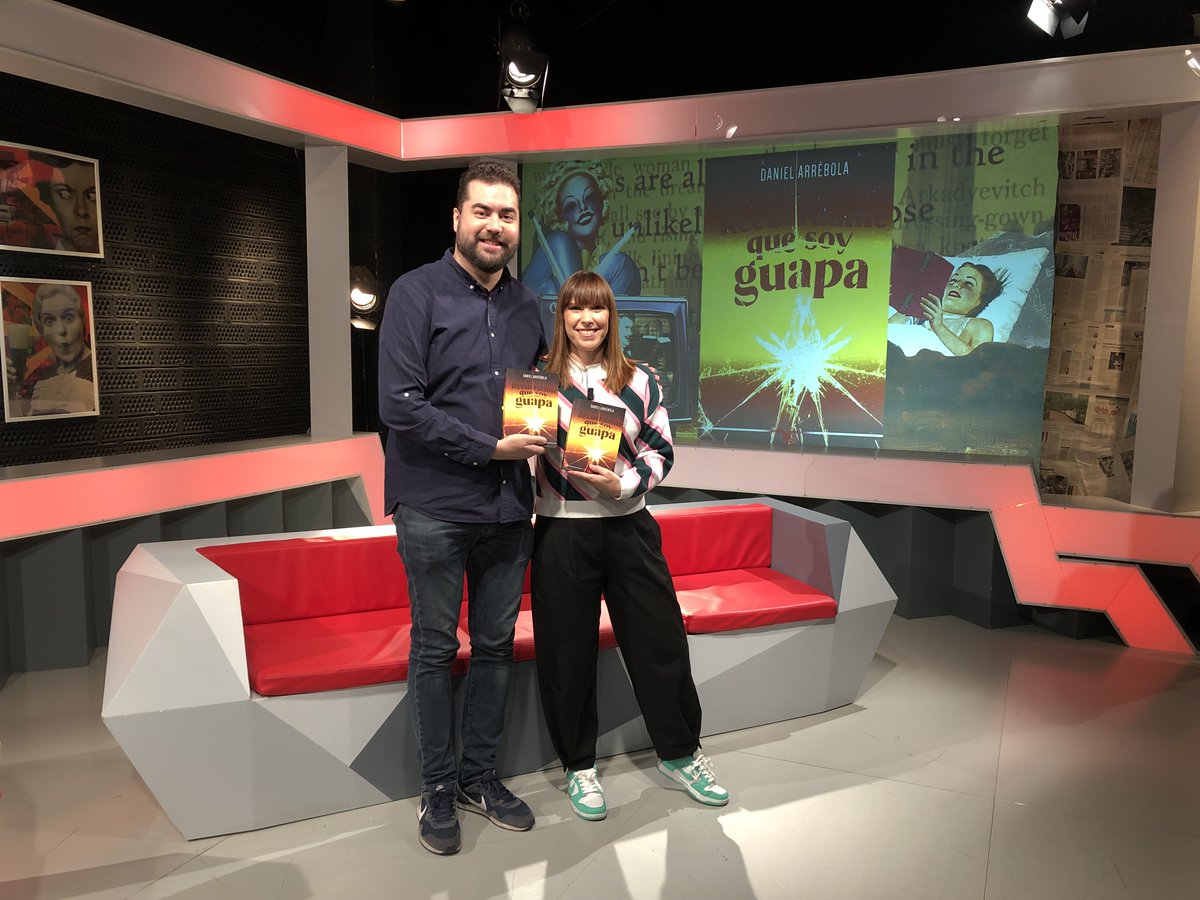 #CulturaLH Ja tens un nou programa disponible!

📌 Ens retrobem amb l'hospitalenc <a href="/dani3arrebola/">Dani Arrébola</a> que ens presenta la seva primera novel·la de ficció "Recuérdame que soy guapa". Un thriller de suspens que no podeu deixar de llegir!

👉lhdigital.cat/general/taquil…
