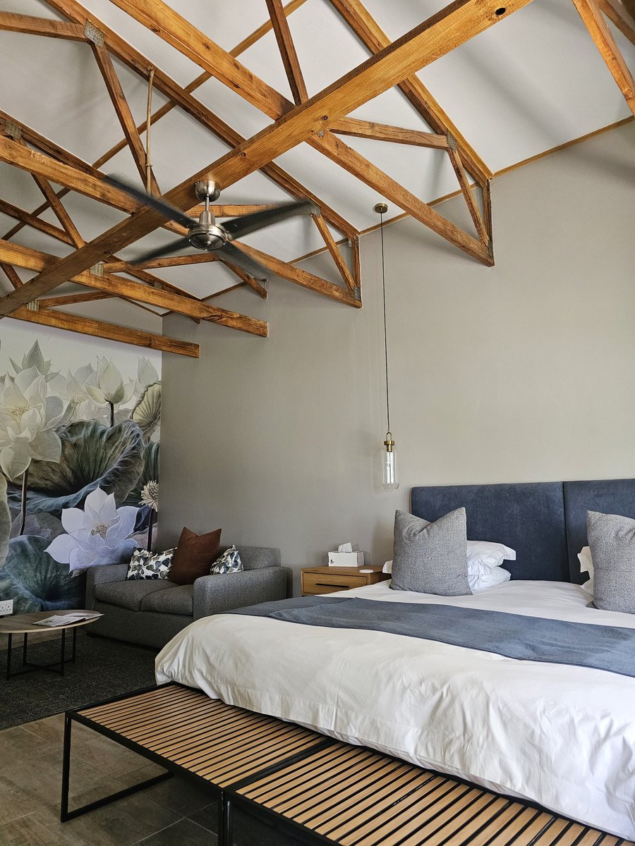 Such a pretty spot 😍 Hidden gem in Mpumalanga <a href="/ShotLeft/">Sho't Left</a> 

#GimmeSummerShotleft 
#TravelWiseMzansi  #ItsMySouthAfrica